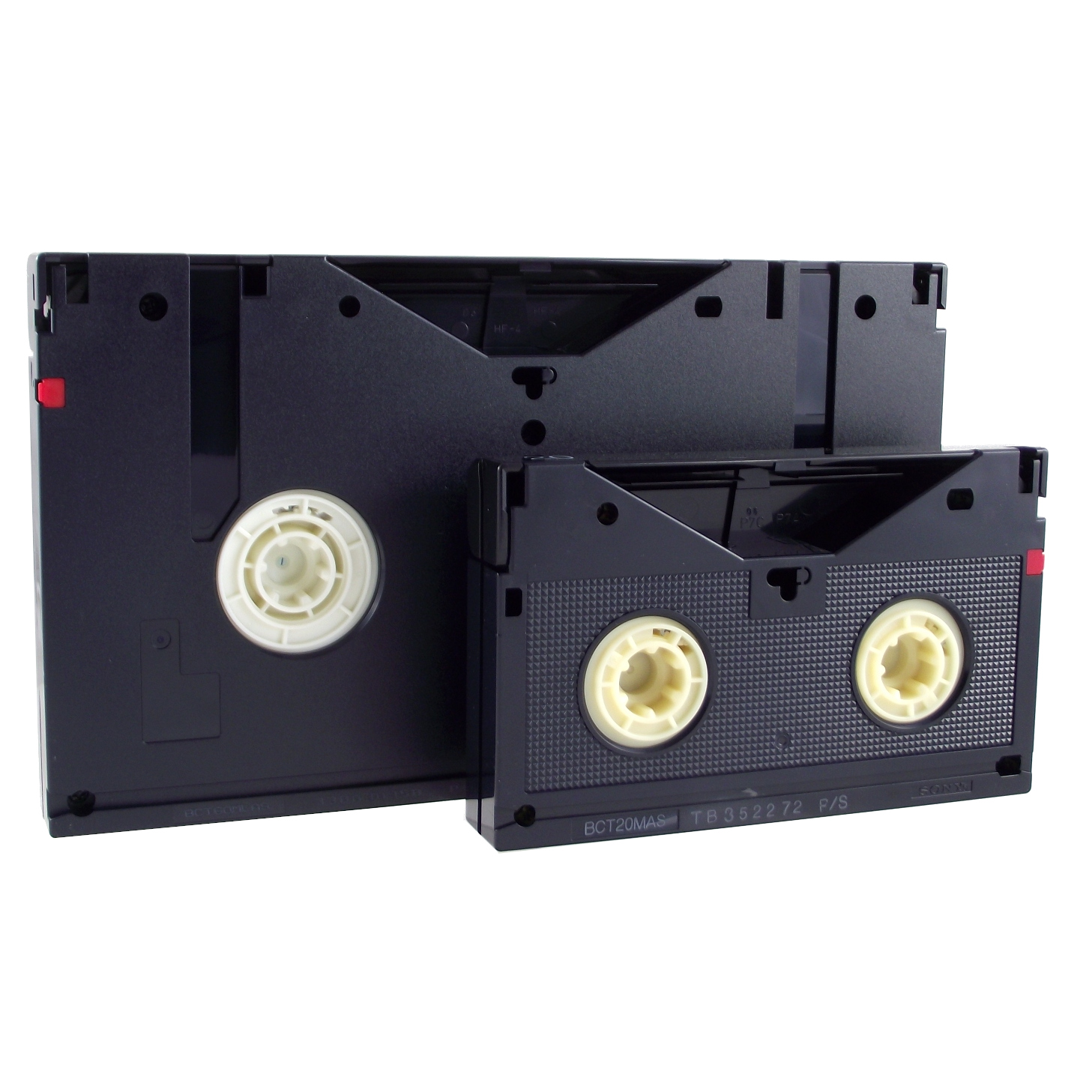Cassettes Betacam SP vue de dessous montrant les moyeux et détrompeurs
